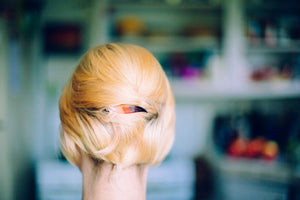 brown ombre hair barrette worn by rya pie's mariah